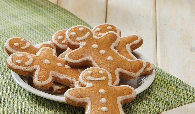 Tupperware Gingerbread Man Cookies 